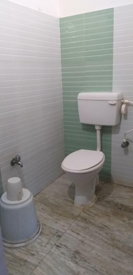 Hotel Gunjan Puri Eksteriør billede